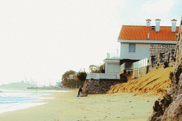 Quels sont les différents services proposés par une location de voitures et utilitaires à Nîmes ?